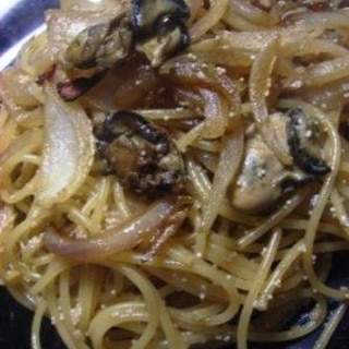 ワインで仕上げる　牡蠣と明太子のスパゲティー